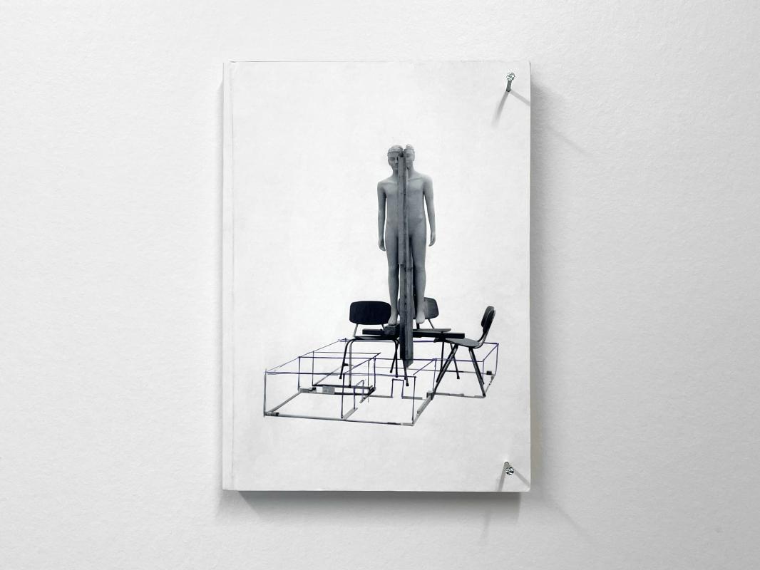 Mark Manders　Book with Nails